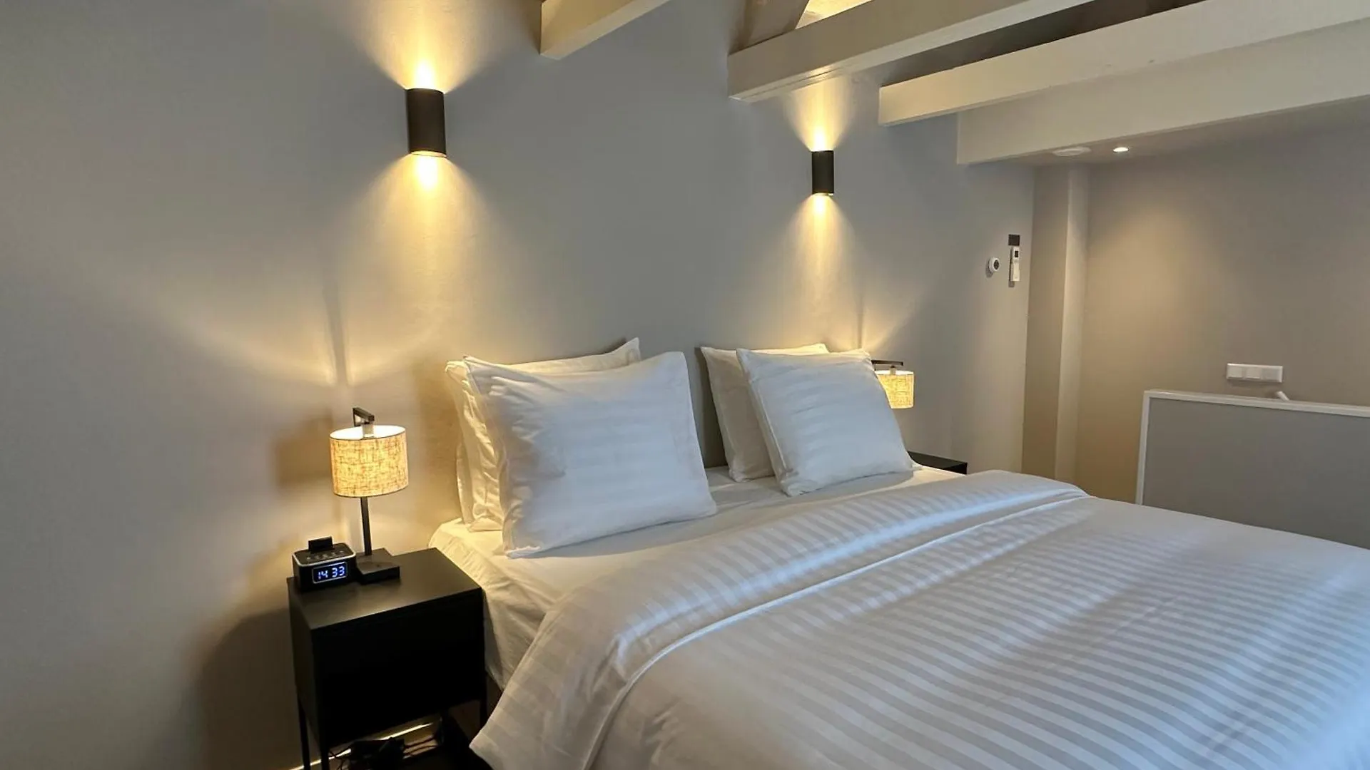Hotel Grand Canal Делфт